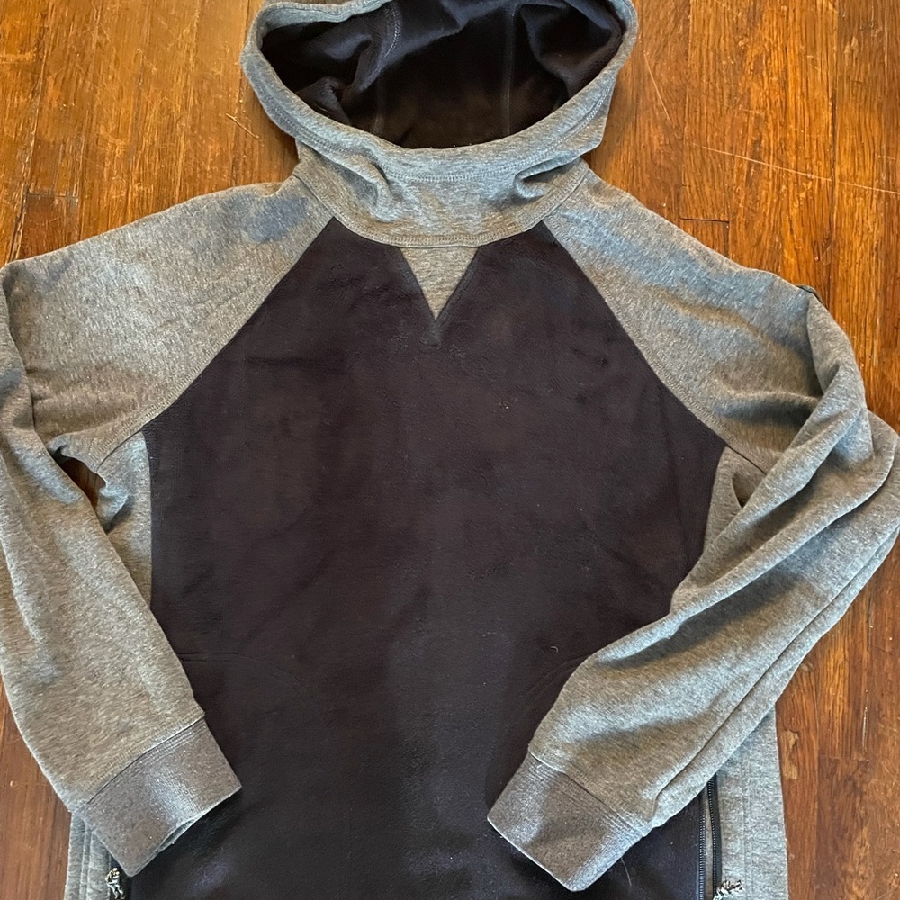 Burton ski hoodie